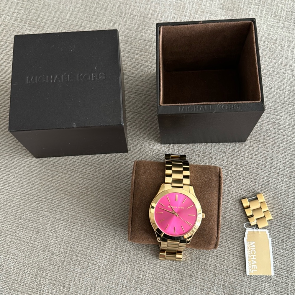 Michael Kors Slim Runway Gold and Pink Watch - 42mm - Used - Picture 10 of 15